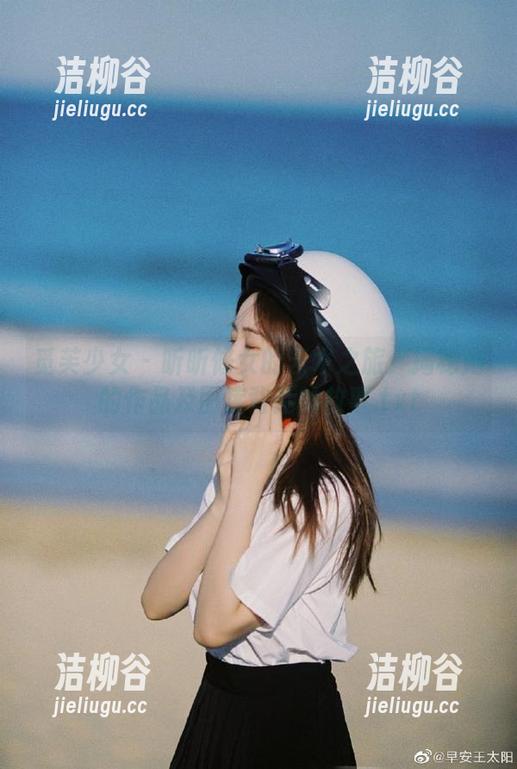 觅芙少女 - 昕昕修女的艺术之旅：揭秘她的作品及图库背后的故事.txt