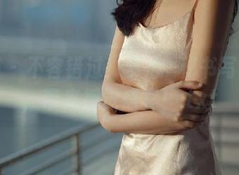 轰趴猫 - 不容错过！梦心玥秘书写真更新，带来视觉盛宴！.txt