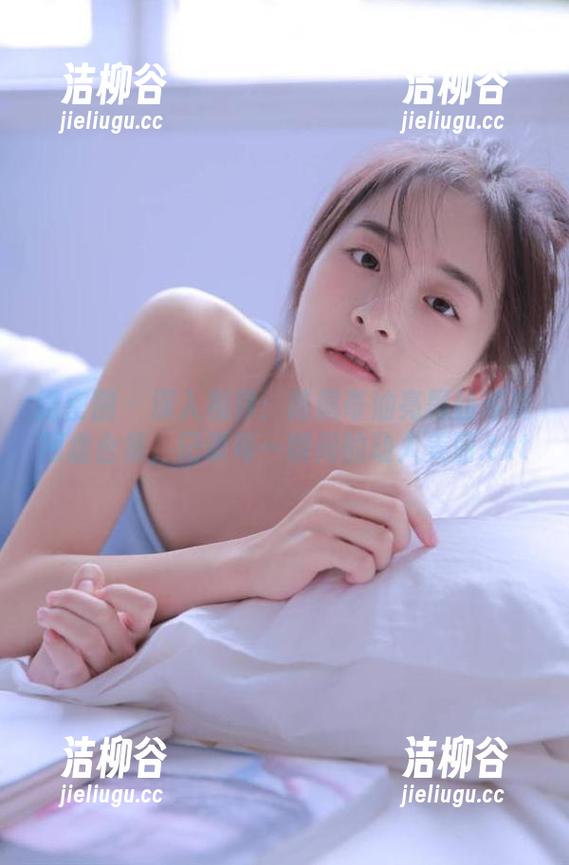 微密圈 - 深入视界：陈佩奇油亮黑丝写真网盘合集，记录每一瞬间的动人美丽.txt