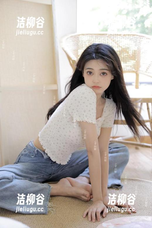 微密圈 - 定制你的兔女郎写真，跟随陈佩奇发现不一样的自我表达.txt