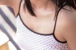 青豆客 - 程彤颜兔女郎图集：微博热议中的真实与虚幻，尽显多样魅力.txt