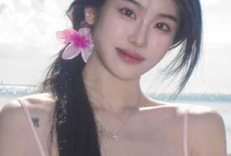 青豆客 - 体验黄歆苑chobits黑白艺术之美，超值写真合集下载启动！.txt