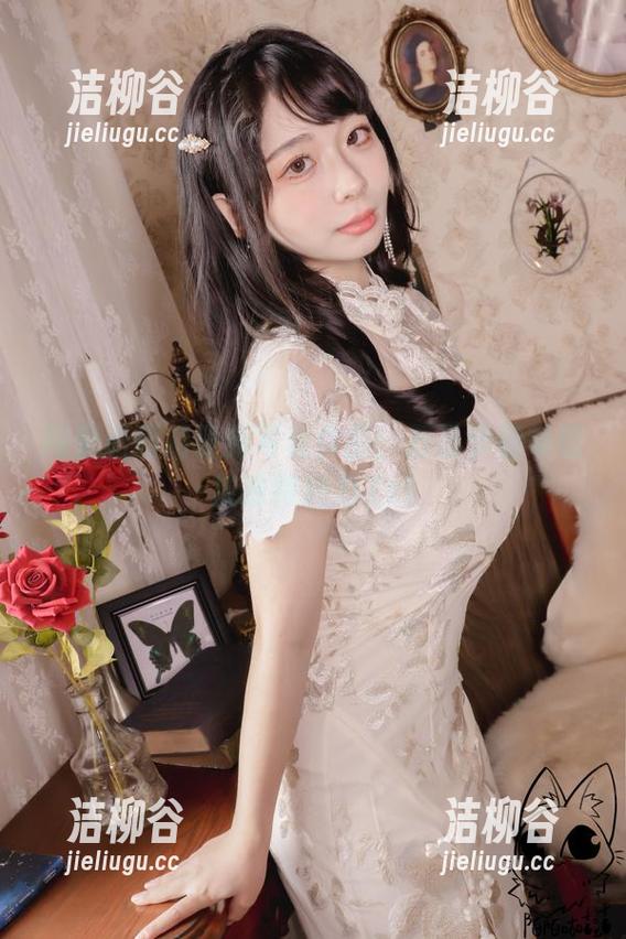 韶陌陌 探索韶陌陌最新写真作品:万圣节绷带绽放独特魅力.txt