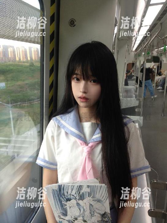 微密圈 - 当白丝遇上鱼神鱼，奇妙写真全集让你大开眼界，笑到停不下来！.txt