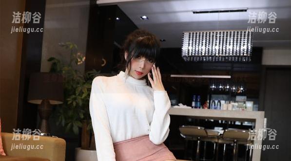 变身瑜伽女神：鹿野希的写真原图，灵魂出窍的搞笑演绎！.txt